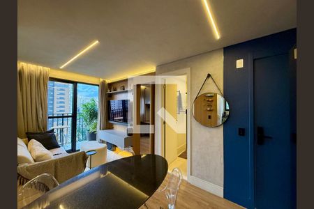 Sala de apartamento à venda com 2 quartos, 40m² em Campo Belo, São Paulo