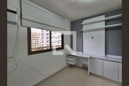 Quarto  de apartamento para alugar com 3 quartos, 90m² em Recreio dos Bandeirantes, Rio de Janeiro