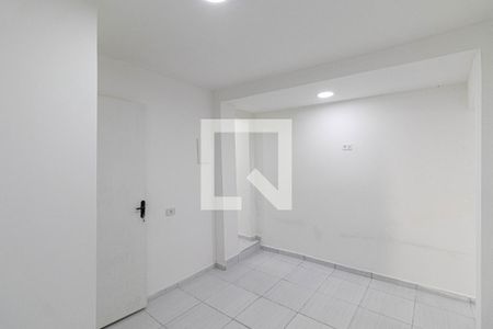 Casa para alugar com 2 quartos, 80m² em Vila Araguaia, São Paulo