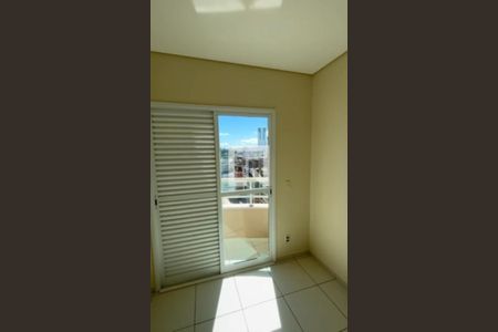 Quarto  de apartamento para alugar com 1 quarto, 70m² em Saraiva, Uberlândia
