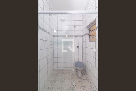 Banheiro de casa para alugar com 2 quartos, 90m² em Vila Sao Geraldo, São Paulo