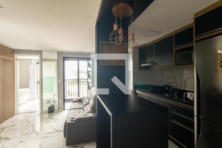 Sala de apartamento para alugar com 2 quartos, 60m² em Santa Quiteria, Curitiba