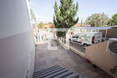 Vista da Sala 1 de casa para alugar com 4 quartos, 180m² em Jardim Itu, Porto Alegre