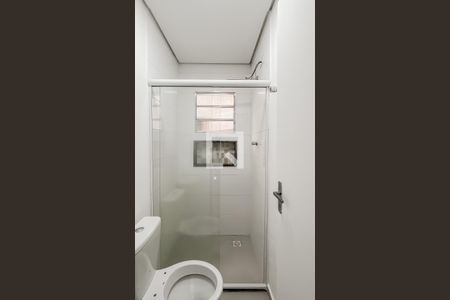 Banheiro da Suíte de apartamento para alugar com 1 quarto, 34m² em Parque Cisper, São Paulo