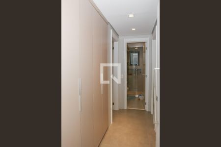 Corredor de apartamento à venda com 4 quartos, 150m² em Vila Leopoldina, São Paulo