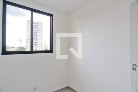 Quarto 1 de apartamento para alugar com 2 quartos, 34m² em Moinho Velho, São Paulo