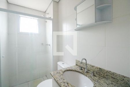 Banheiro da Suíte de apartamento para alugar com 2 quartos, 65m² em Fundação, São Caetano do Sul