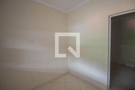 Quarto 1 de casa para alugar com 3 quartos, 100m² em Covanca, São Gonçalo
