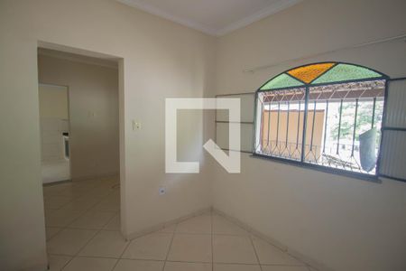 Quarto 1 de casa para alugar com 3 quartos, 100m² em Covanca, São Gonçalo