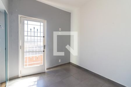 Suíte 1 de casa para alugar com 3 quartos, 55m² em Parque Peruche, São Paulo