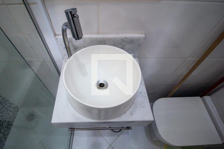 Banheiro  de apartamento para alugar com 1 quarto, 38m² em Jardim Wanel Ville V, Sorocaba