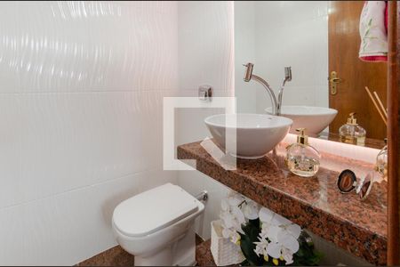 Lavabo de apartamento para alugar com 4 quartos, 180m² em Cruzeiro, Belo Horizonte