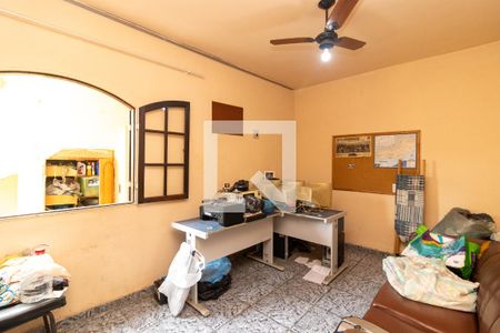 Quarto 1 de casa para alugar com 4 quartos, 398m² em Bangu, Rio de Janeiro