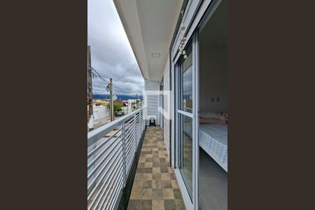 Sacada  de casa de condomínio para alugar com 2 quartos, 78m² em Vila Caiçara, Praia Grande