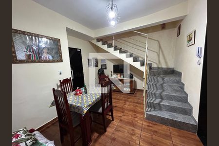 Sala de casa para alugar com 2 quartos, 230m² em Campinho, Rio de Janeiro