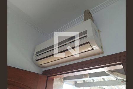 Sala de casa à venda com 2 quartos, 120m² em Jardim Carlu, São Paulo