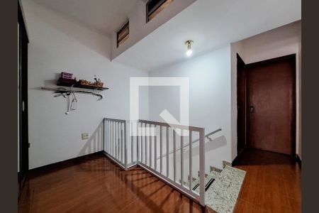 Hall de casa à venda com 2 quartos, 120m² em Jardim Carlu, São Paulo