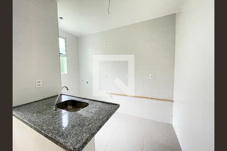 Apartamento à venda com 2 quartos, 43m² em Carlos Prates, Belo Horizonte
