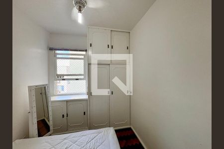 Quarto 1 de apartamento para alugar com 2 quartos, 70m² em Copacabana, Rio de Janeiro