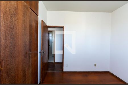 QUARTO1 de apartamento para alugar com 2 quartos, 75m² em Serra, Belo Horizonte