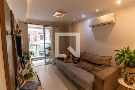 Sala de apartamento para alugar com 2 quartos, 72m² em Santa Rosa, Niterói