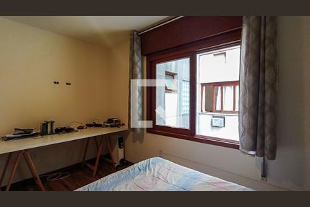 Quarto  de apartamento à venda com 1 quarto, 43m² em Jardim Botânico, Porto Alegre