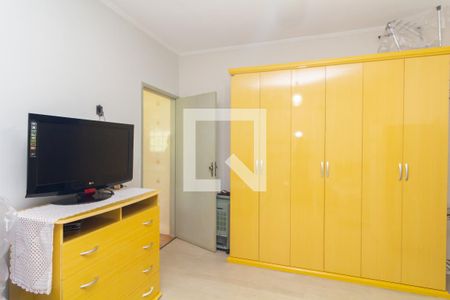 Suite de casa à venda com 4 quartos, 219m² em Jardim Pedro José Nunes, São Paulo