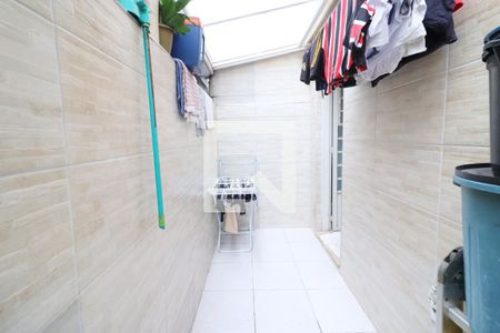 Área de Serviço de casa de condomínio à venda com 2 quartos, 66m² em Santa Maria, Osasco