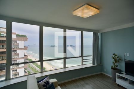 Sala de apartamento para alugar com 2 quartos, 90m² em Barra da Tijuca, Rio de Janeiro