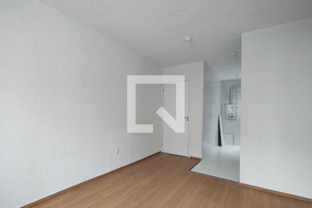 Sala de apartamento para alugar com 2 quartos, 44m² em Taquara, Rio de Janeiro