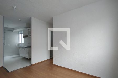 Sala de apartamento para alugar com 2 quartos, 44m² em Taquara, Rio de Janeiro