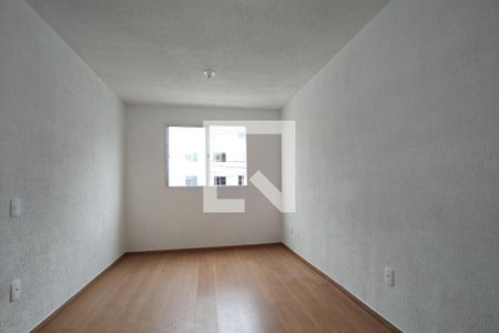 Sala de apartamento para alugar com 2 quartos, 44m² em Taquara, Rio de Janeiro