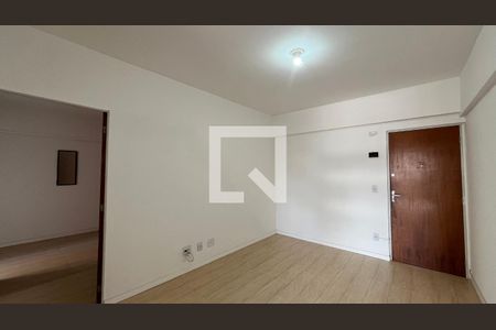 Apartamento para alugar com 1 quarto, 54m² em Vila Itapura, Campinas