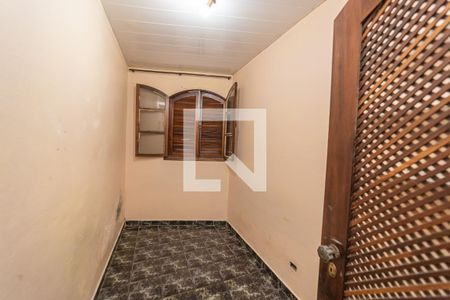 Casa para alugar com 2 quartos, 100m² em Vila Araguaia, São Paulo