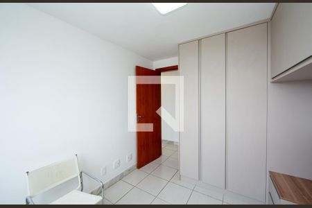 QUARTO2 de apartamento para alugar com 2 quartos, 77m² em Buritis, Belo Horizonte