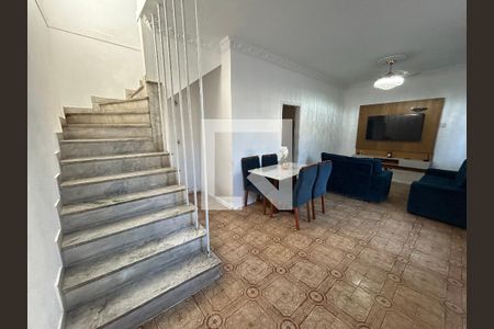 Sala de casa à venda com 2 quartos, 181m² em Piedade, Rio de Janeiro