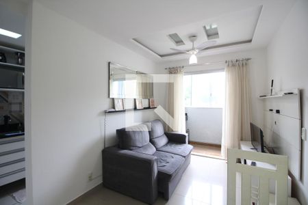 Sala de apartamento para alugar com 2 quartos, 52m² em Barra Olímpica, Rio de Janeiro