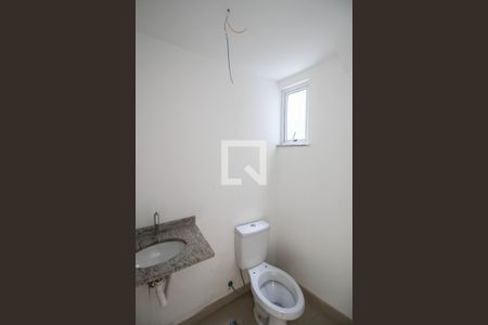 Lavabo de casa para alugar com 2 quartos, 70m² em Olinda, Nilópolis