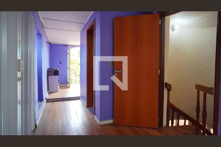 Closet suite 1 de casa à venda com 3 quartos, 400m² em Camaquã, Porto Alegre