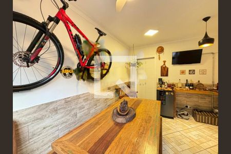 Casa à venda com 3 quartos, 114m² em Vila Sao Paulo, São Paulo