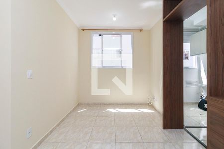 Sala de apartamento para alugar com 2 quartos, 44m² em Parque Maria Helena, São Paulo