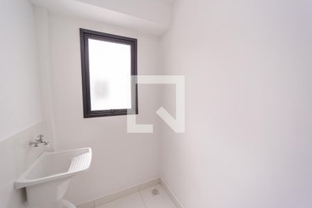 Cozinha e Área de Serviço de apartamento à venda com 2 quartos, 45m² em Vila Sao Geraldo, São Paulo