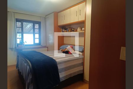 Casa de Condomínio para alugar com 3 quartos, 120m² em Uberaba, Curitiba