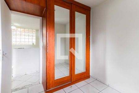 Quarto 2 de apartamento para alugar com 2 quartos, 68m² em Vila Lageado, São Paulo