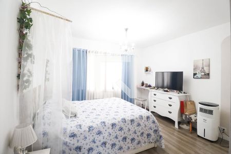 Casa à venda com 2 quartos, 120m² em Carandiru, São Paulo