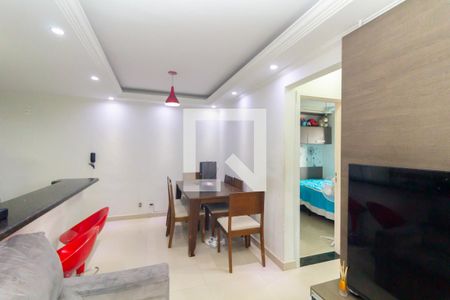 Sala de apartamento para alugar com 2 quartos, 52m² em Santa Etelvina, São Paulo