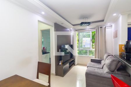 Sala de apartamento para alugar com 2 quartos, 52m² em Santa Etelvina, São Paulo