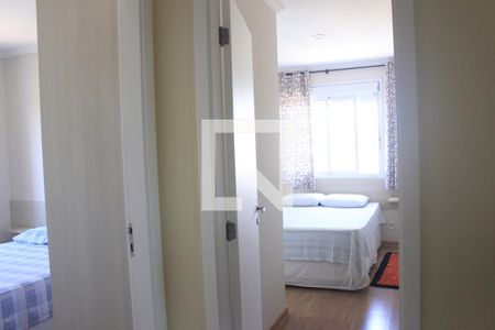 Entrada dos quartos  de apartamento para alugar com 3 quartos, 114m² em Vila Galvão, Guarulhos