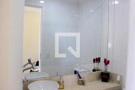 Lavabo  de apartamento para alugar com 3 quartos, 114m² em Vila Galvão, Guarulhos