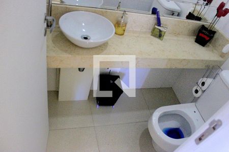 Lavabo  de apartamento para alugar com 3 quartos, 114m² em Vila Galvão, Guarulhos